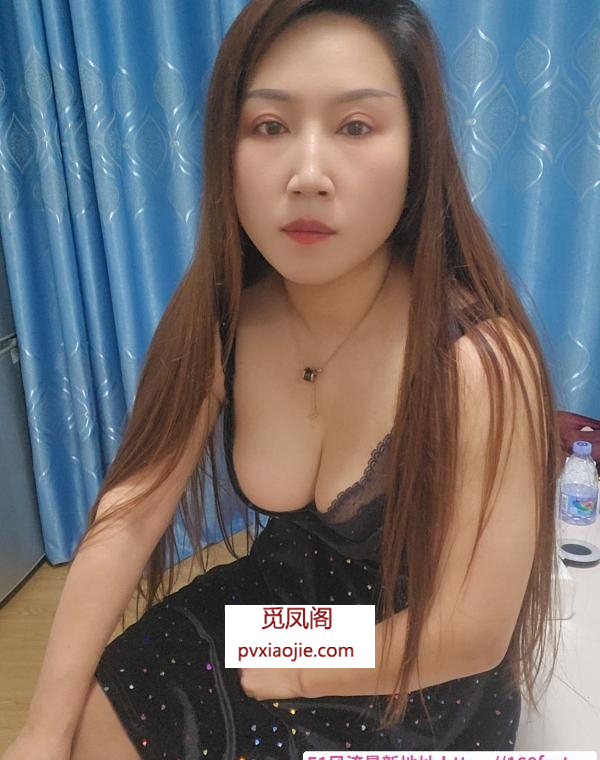 风情爆乳雪雪