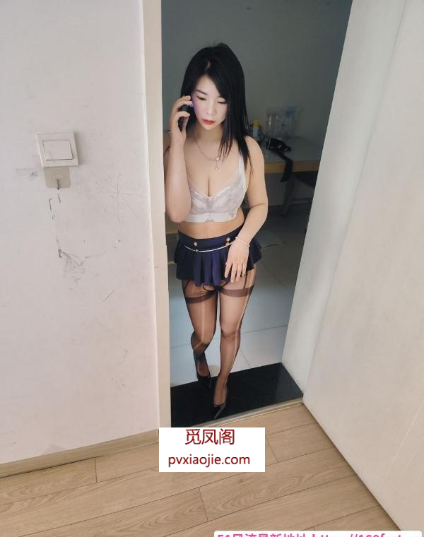 大臀丰满性感少妇