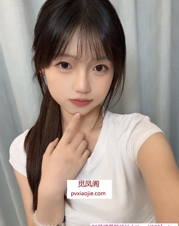 19岁兼职嫩妹