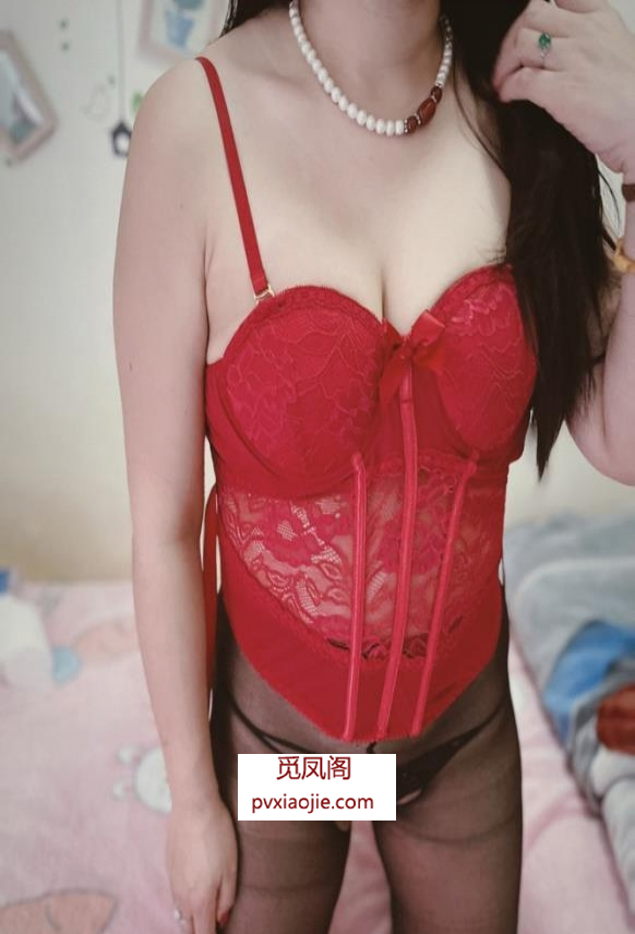 竞秀区性感丰满少妇