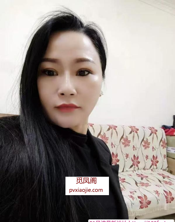 巨乳淑女