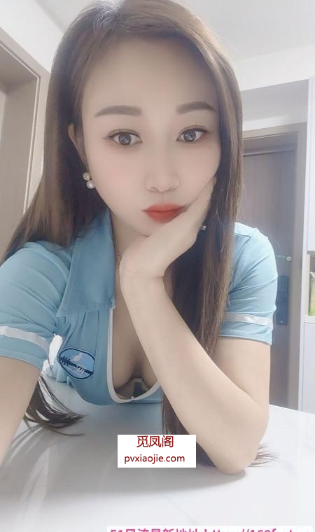 性感丰乳美少妇