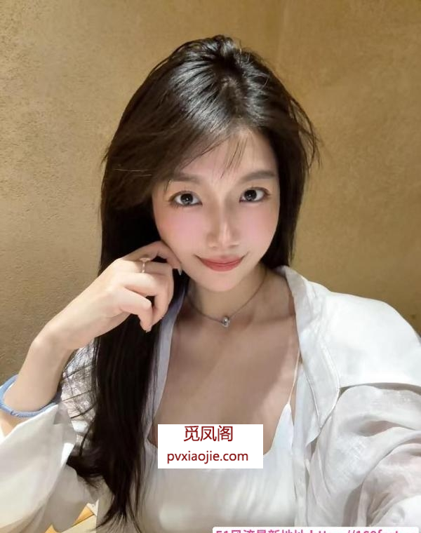 兼职性感妖娆小姐姐