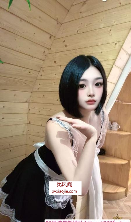 雨花舌吻短发妹