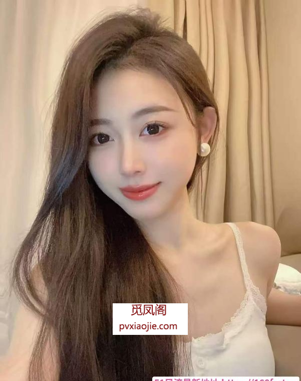 苗条性感骚妹