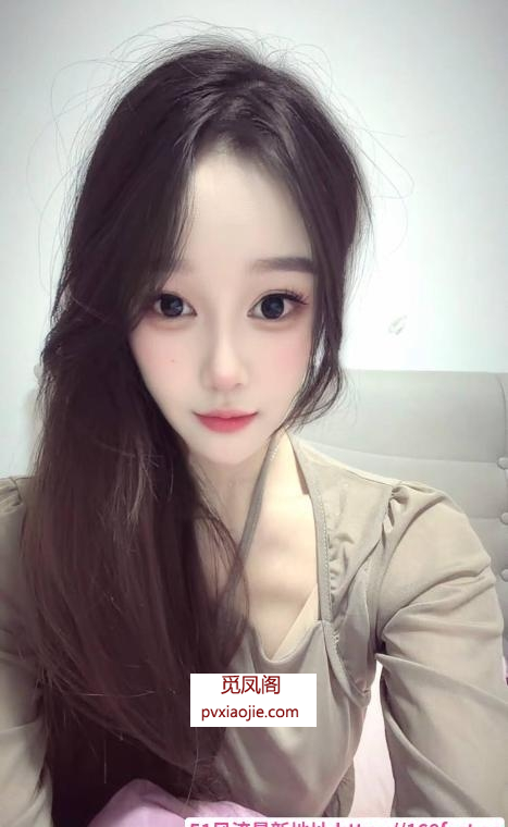 清纯可人大长腿