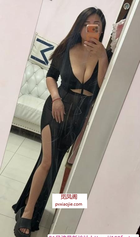 爆乳骚女友妮子