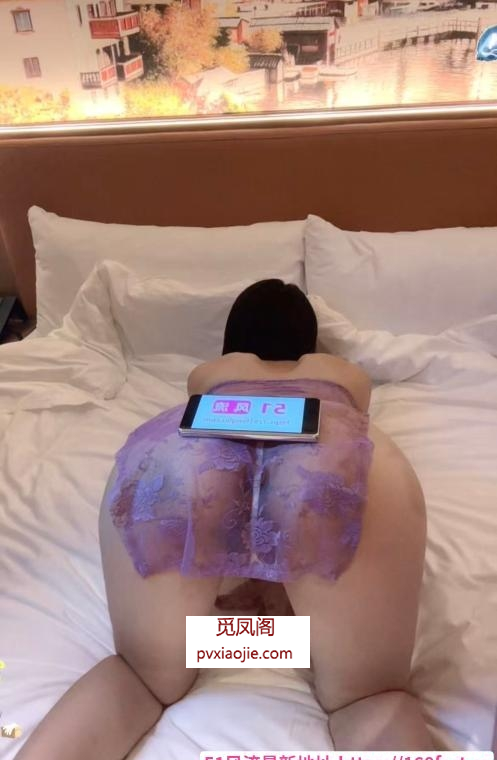 上城性感翘臀美美