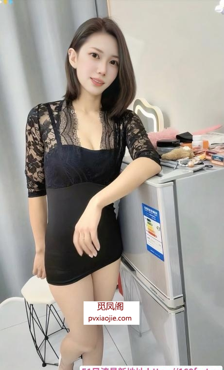 短发小骚四妹