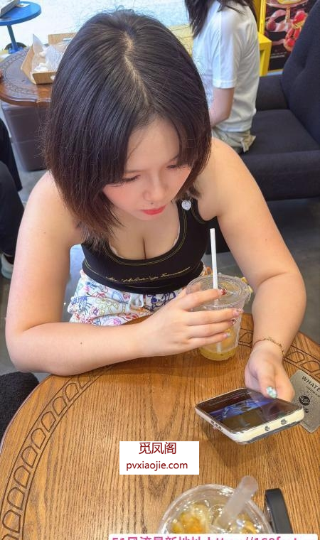 南京夫子庙听障女孩