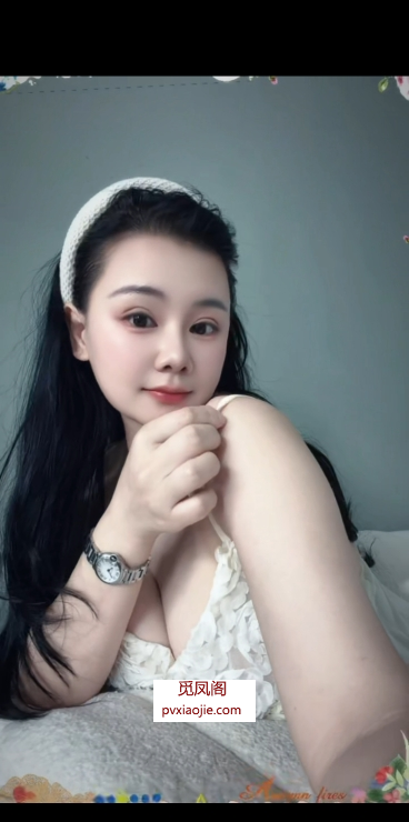 粉嫩大胸尤物