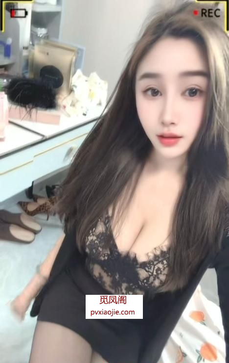 返食美乳御姐