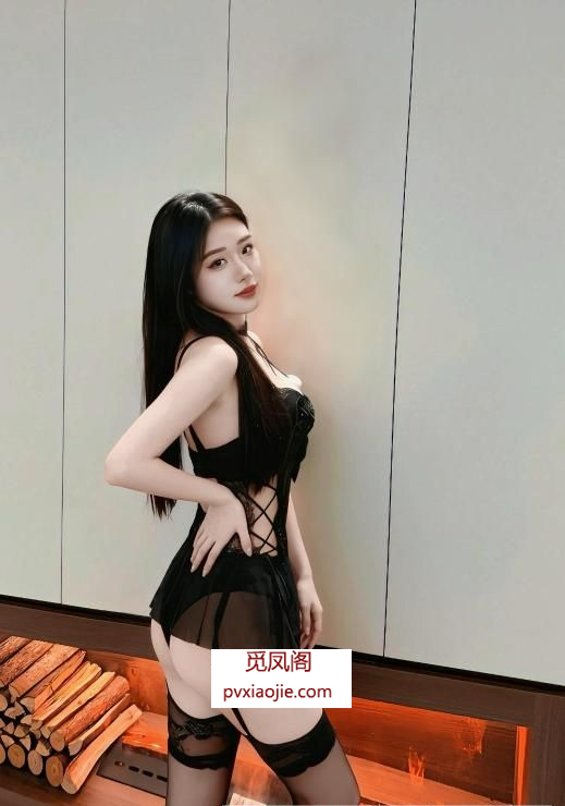 翘臀多乐老师