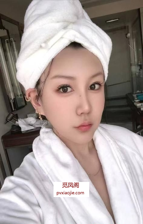 市北深喉女王果冻