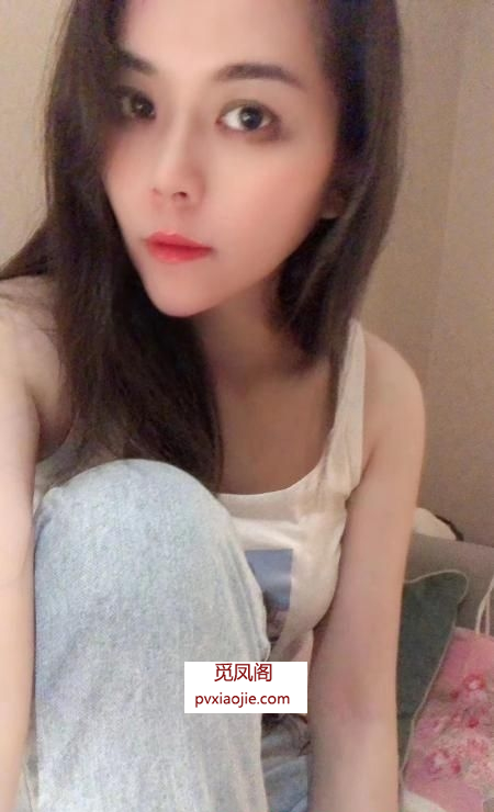 性感肥臀御姐