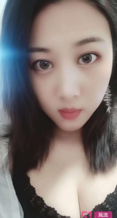 佛山小御姐范的小艾 挺懂男人的