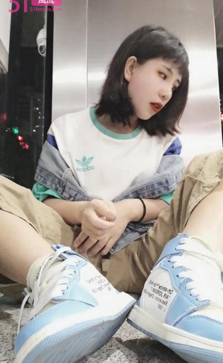 狼友排雷 C杯大胸妹子  机车