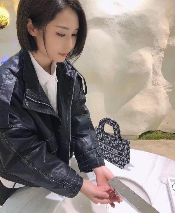 五里店&mdash;九月