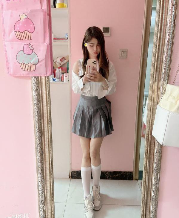 女友系身材控小丽