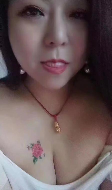 武昌丰满小少妇