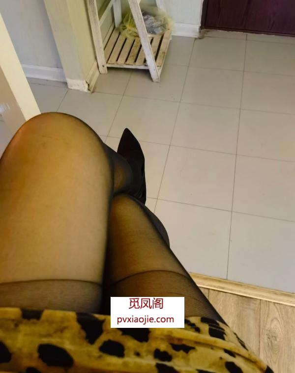 健美大长腿熟女