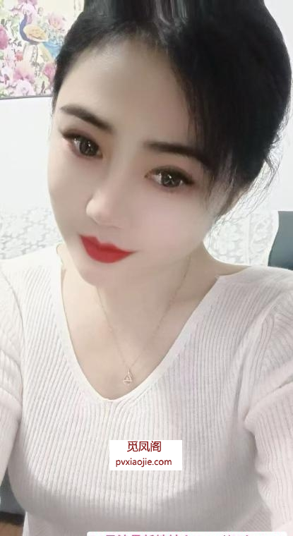 内蒙少妇胸大屁股大