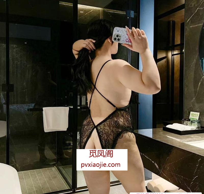 深圳大胸性感妹子