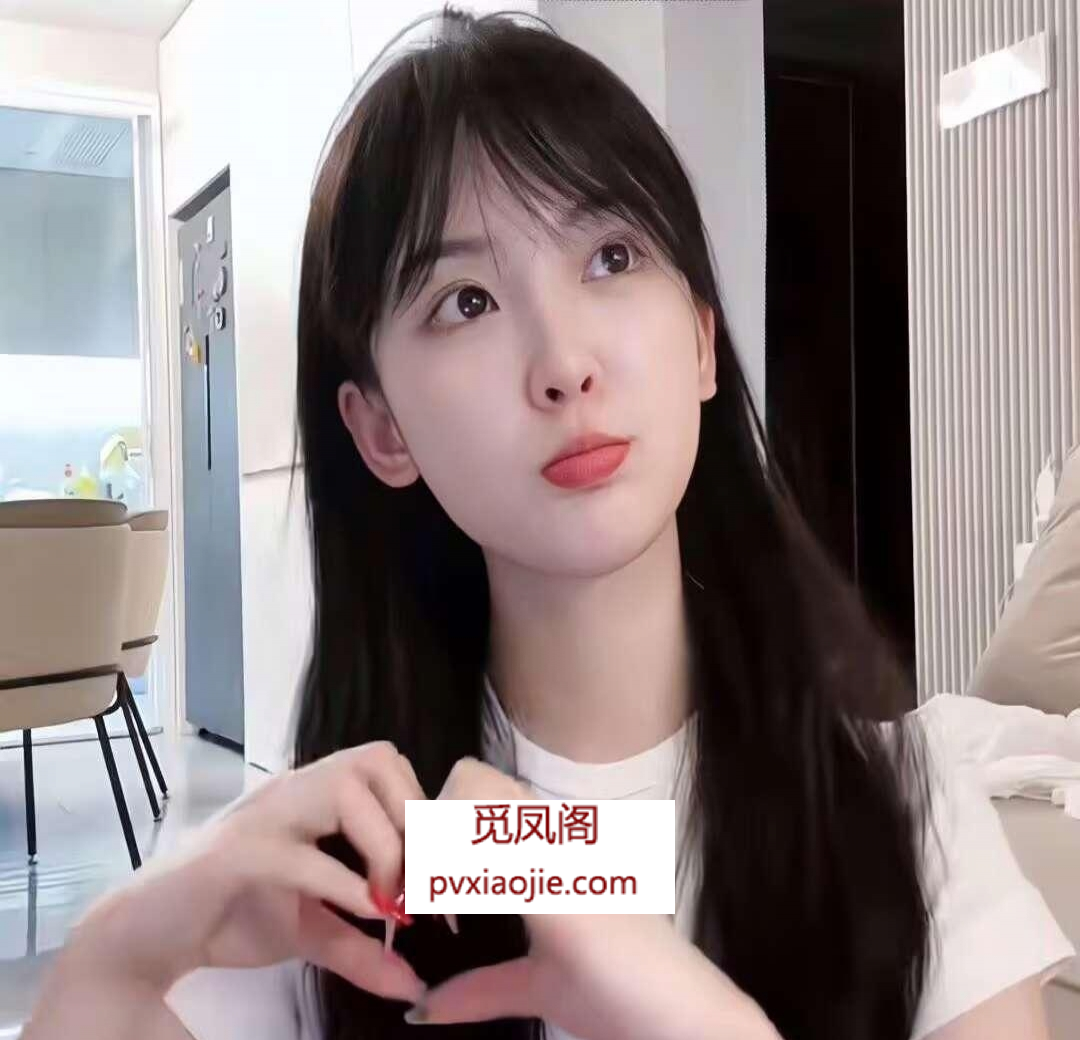 刚毕业的巨乳萝莉学生妹带楼兼职外出