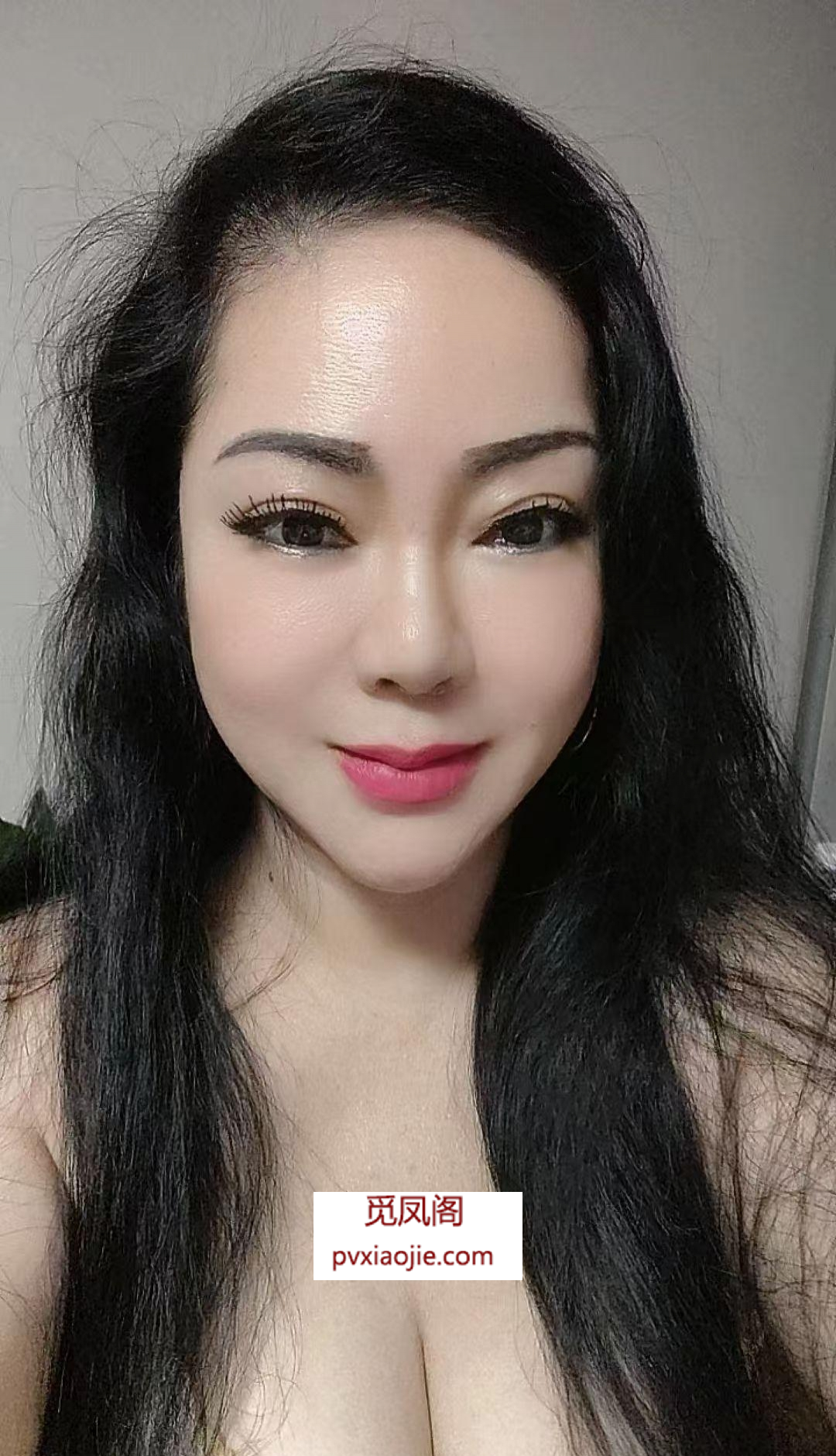 出击熟女红姐，差点爽死了