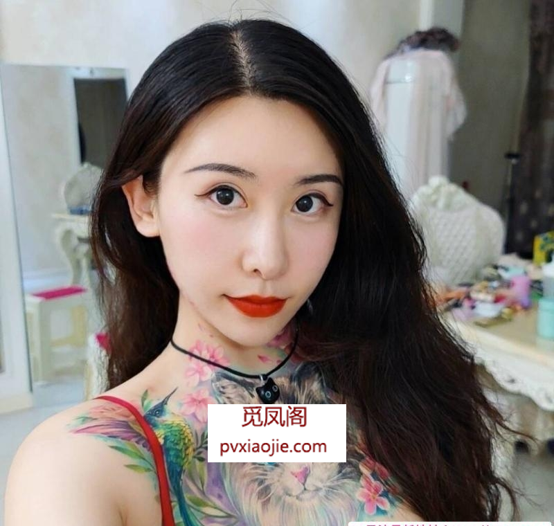 猫纹身高冷范御姐