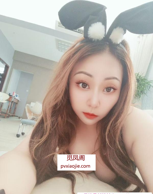 天河兔女郎小柔