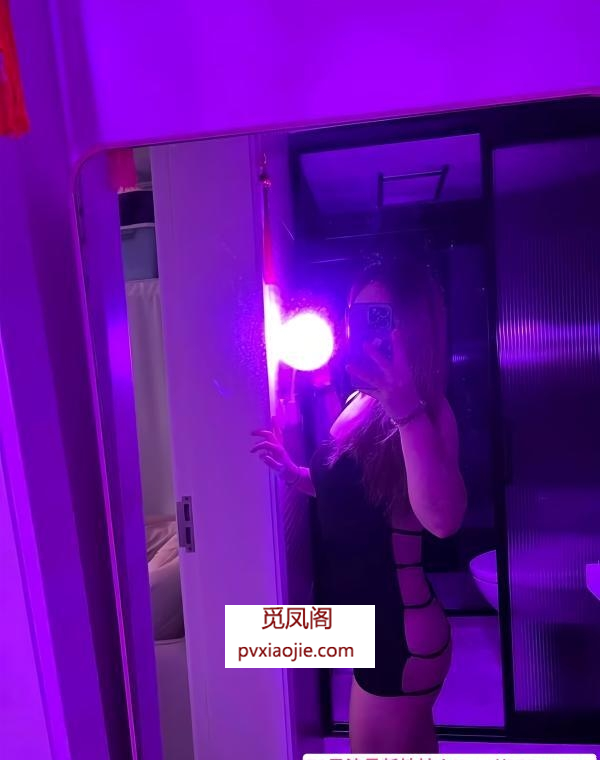 深喉一流御姐薇薇