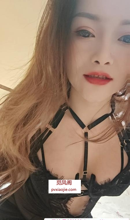 南城御姐舌吻晓晓