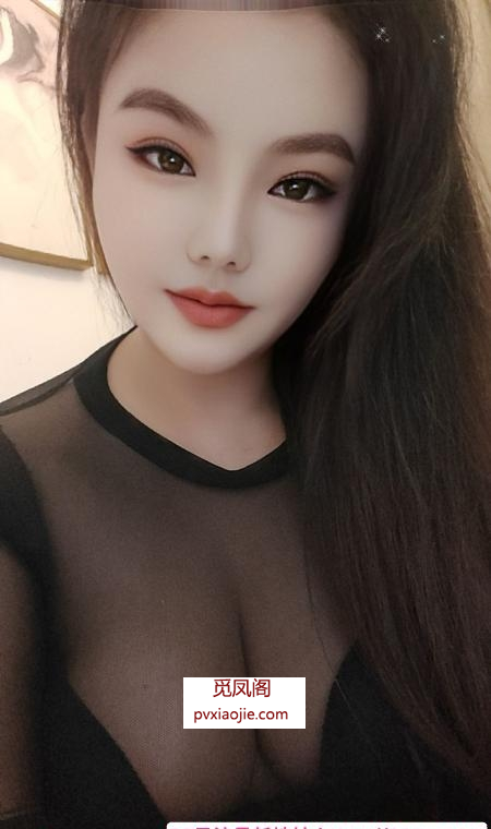 蛇吻服务型大奶大臀