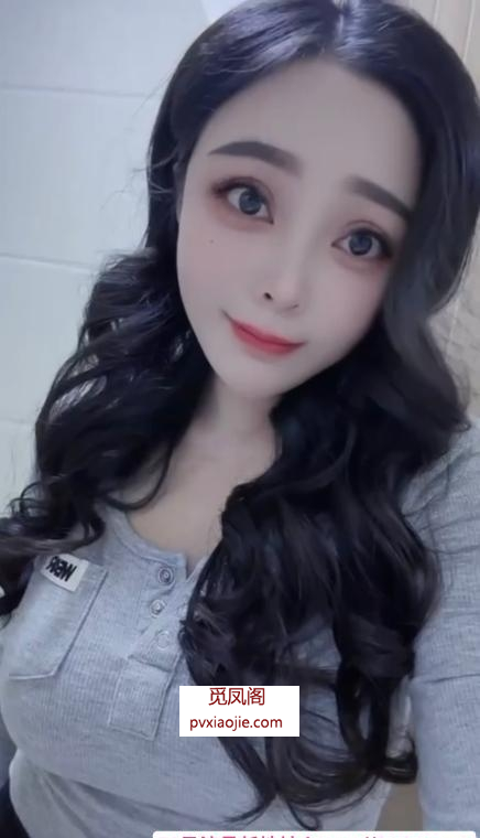 川渝巨乳妹蜜桃