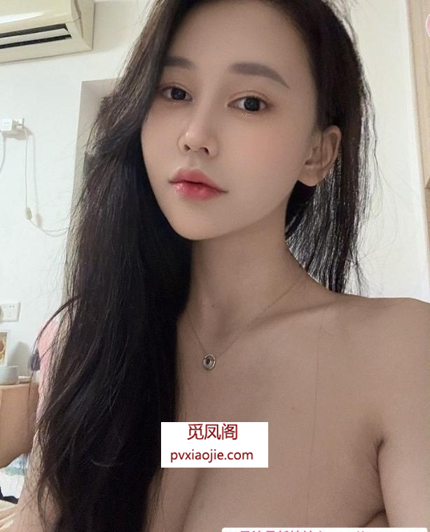 天河长腿肤白小姐姐