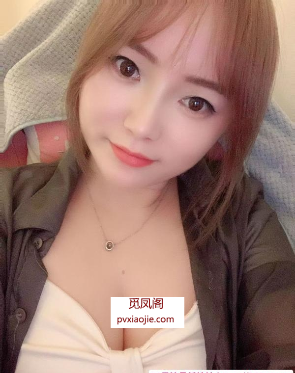 蜀山会深喉的大白兔