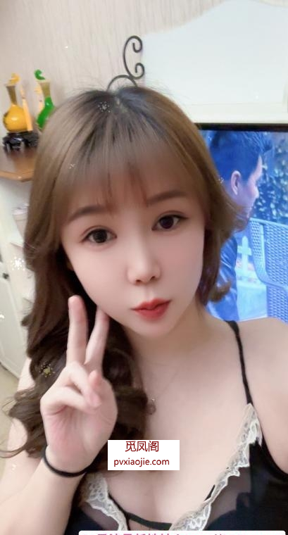 性感丰满小骚货