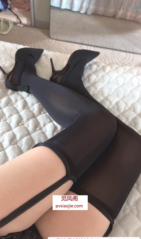 少妇姐姐丝袜美腿