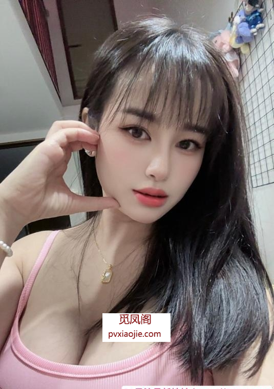 龙岗巨乳气质美女