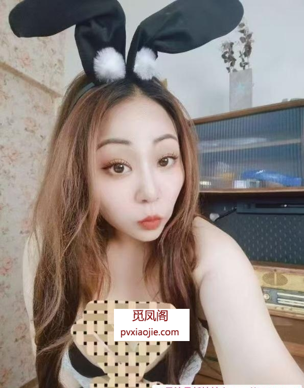 海珠兔女郎小优