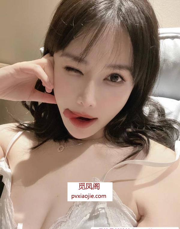 细腰翘臀女友感老师