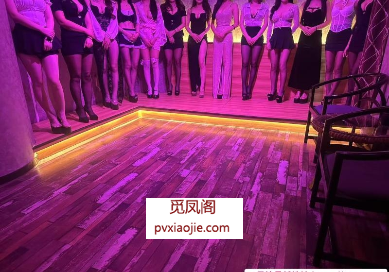 上海清纯三点粉妹妹