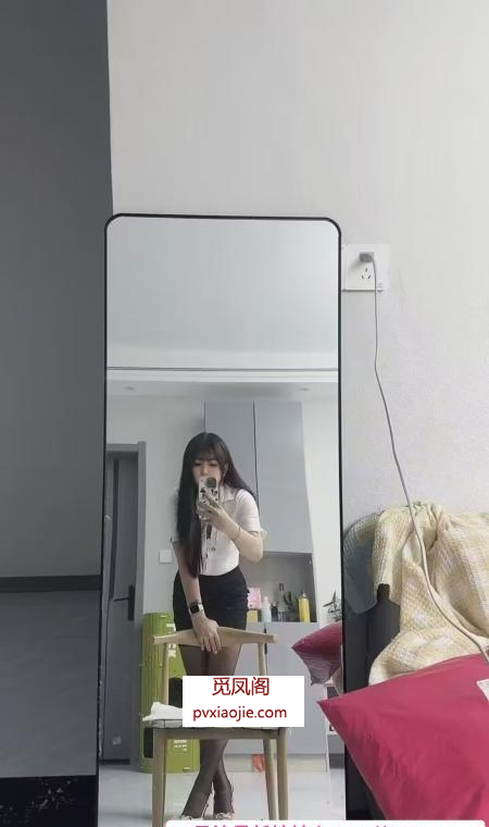 高挑小姐姐莹莹