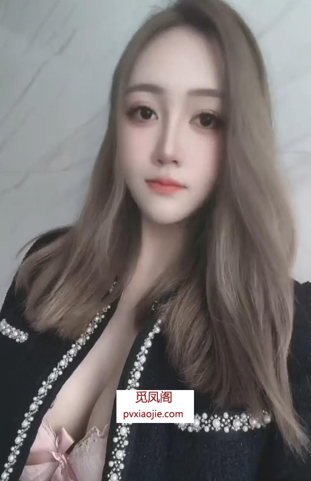 身材苗条的白族女孩