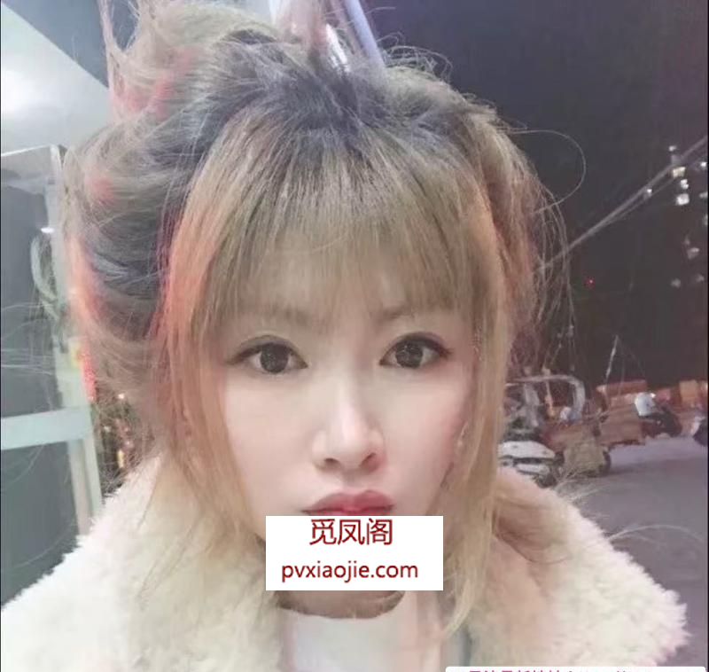 长腿兼职美熟女