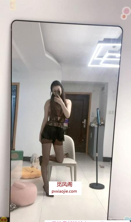 长腿御姐小骚骚