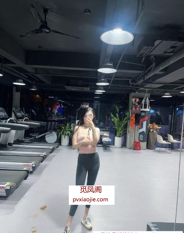 完美身材长腿颜值老师