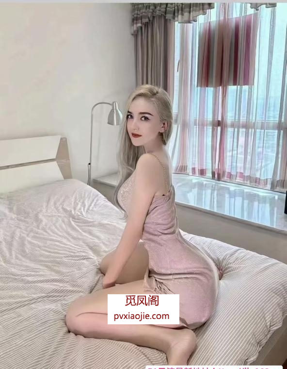 东站高个子美女