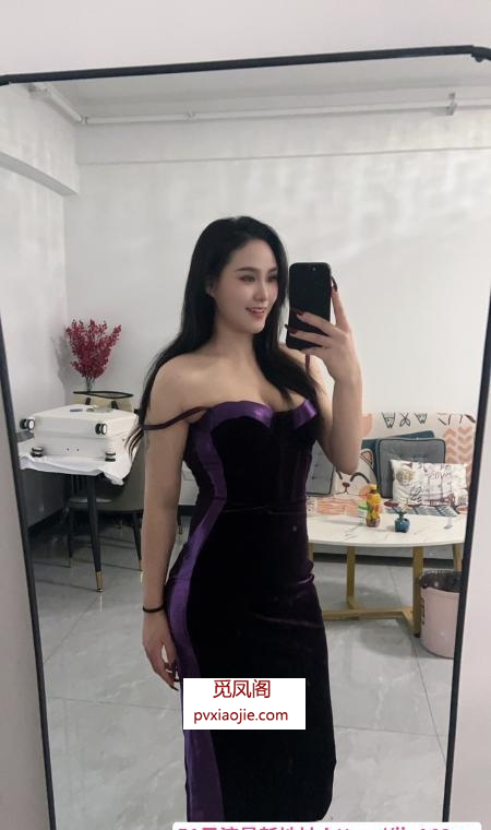 风骚巨乳小姐姐